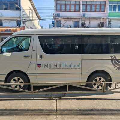 สติ๊กเกอร์ติดรถตู้